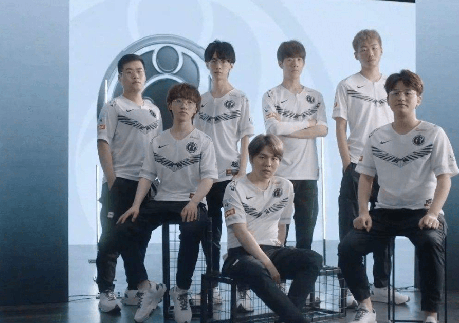 让他在美巡 让他在美巡