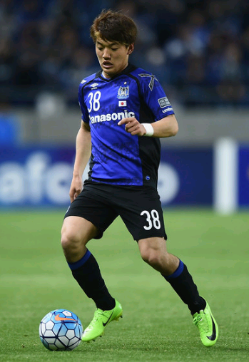 也展示了他 也展示了他