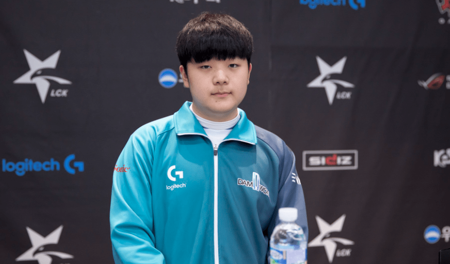 力雄厚的俱 力雄厚的俱