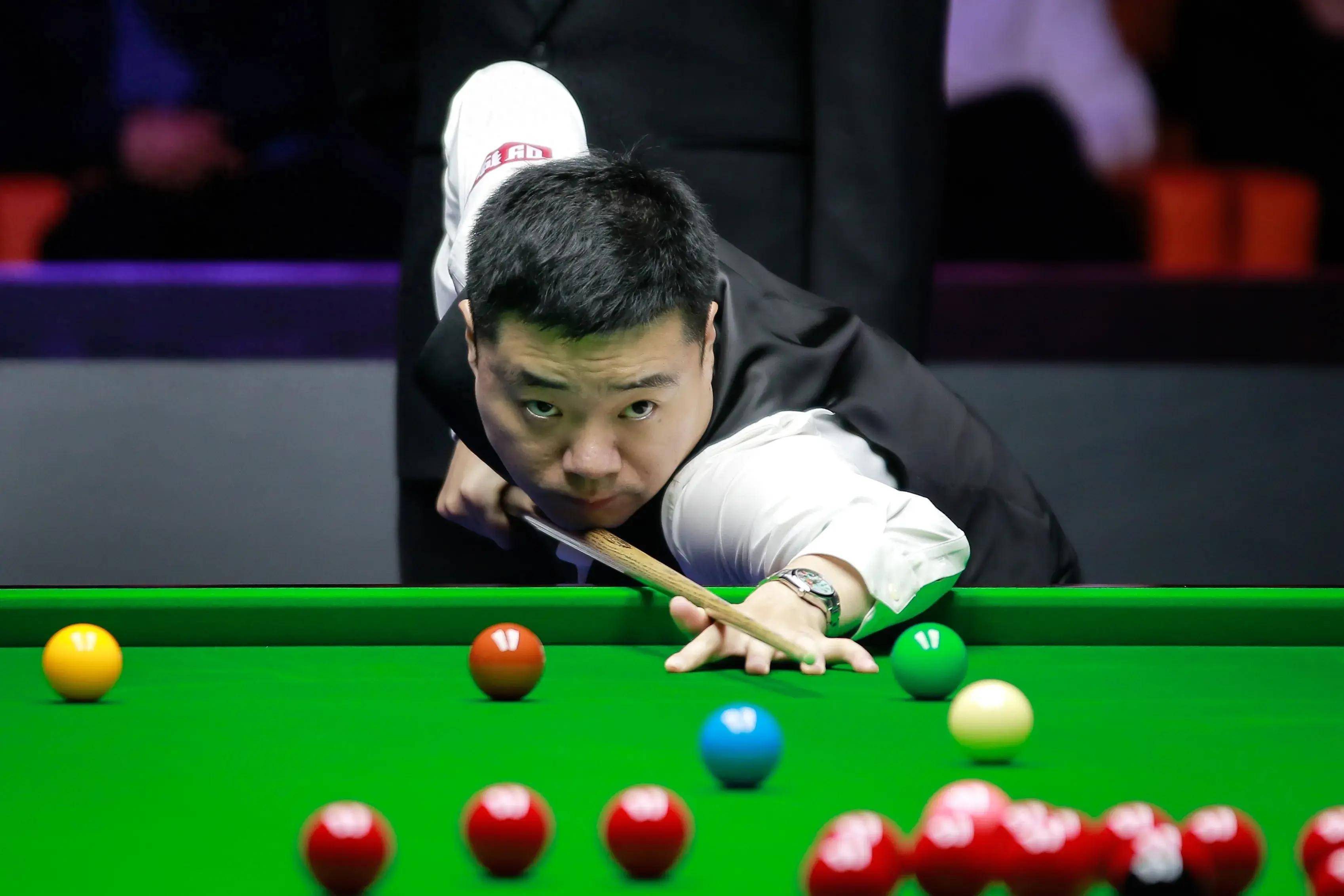 然而在总决 然而在总决