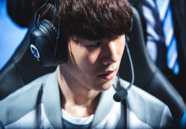 眼引热议 眼引热议