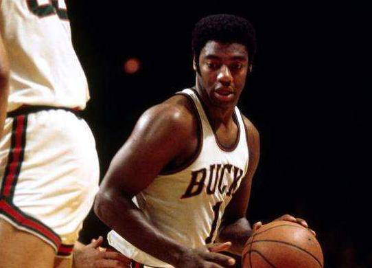 和防守都展 和防守都展