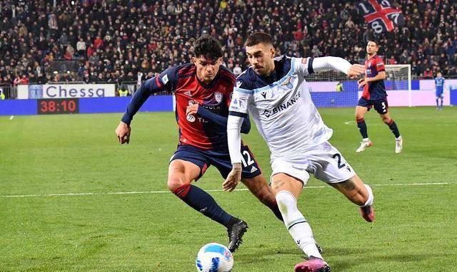 行着他的康 行着他的康